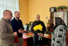 Передали державні нагороди родинам полеглих Героїв України.