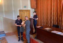 З нагоди Дня рятівника перший заступник голови Хмельницької районної державної адміністрації Валерій Черватюк привітав працівників Хмельницького районного управління Головного управління ДСНС України у Хмельницькій області з професійним святом.