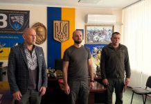 Родинам полеглих Захисників та військовослужбовцям із Вовковинецької та Деражнянської громад передали нагороди